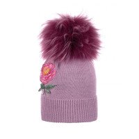 Шапка для девочки с натуральным помпоном